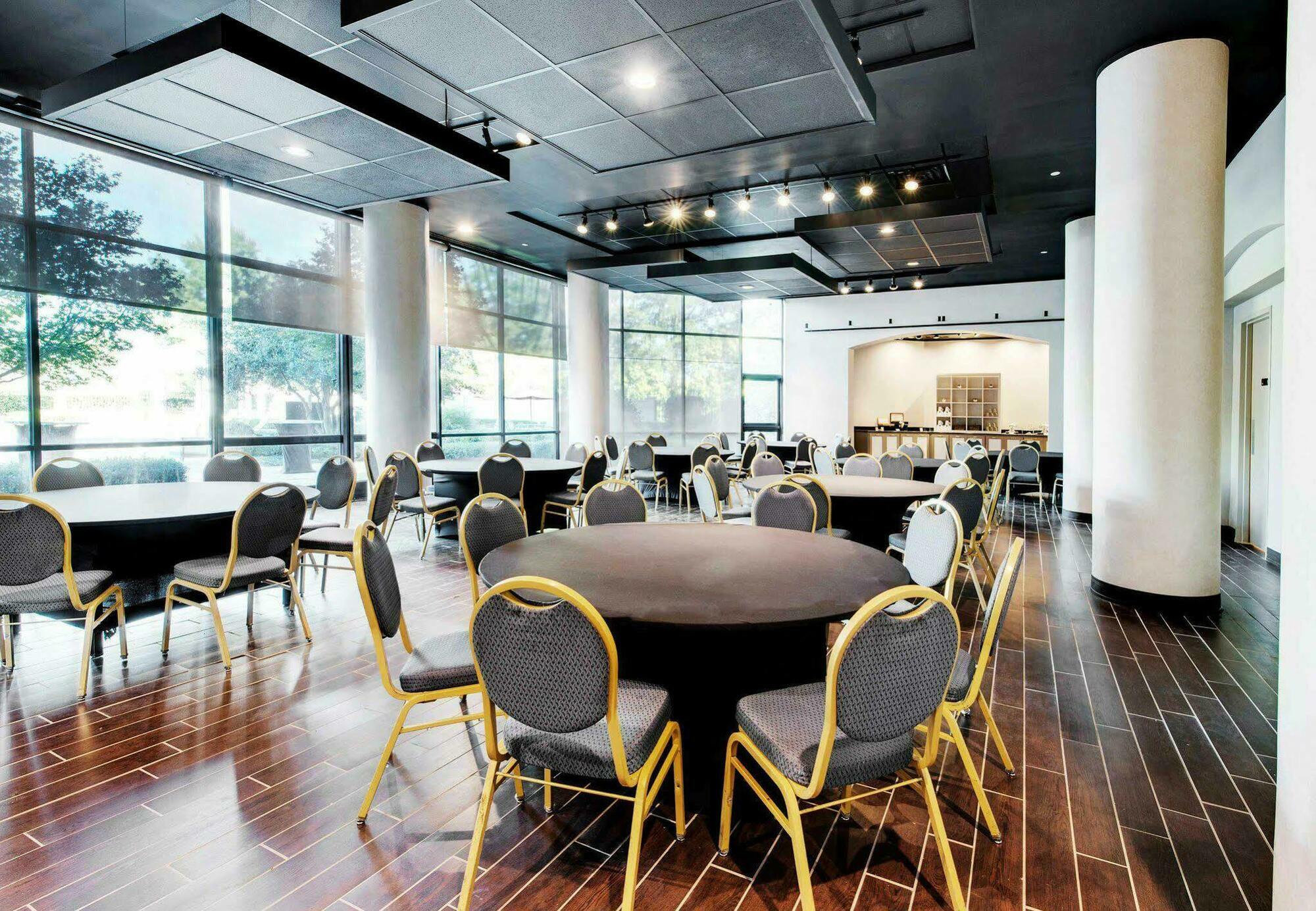 Greenville Marriott Exterior photo